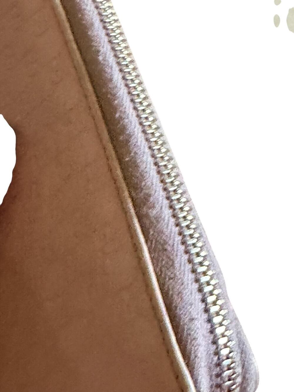 Gucci Pink Microguccissima Bow Wallet Embossed Leather Zip-Around - Picture 10 of 13